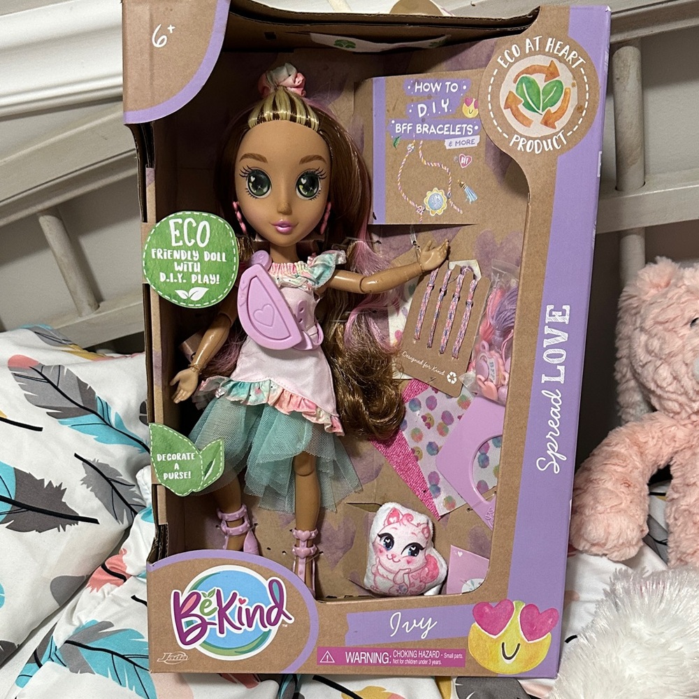 NWT Eco-Friendly Be Kind Doll with DIY Play by Jada girls toy